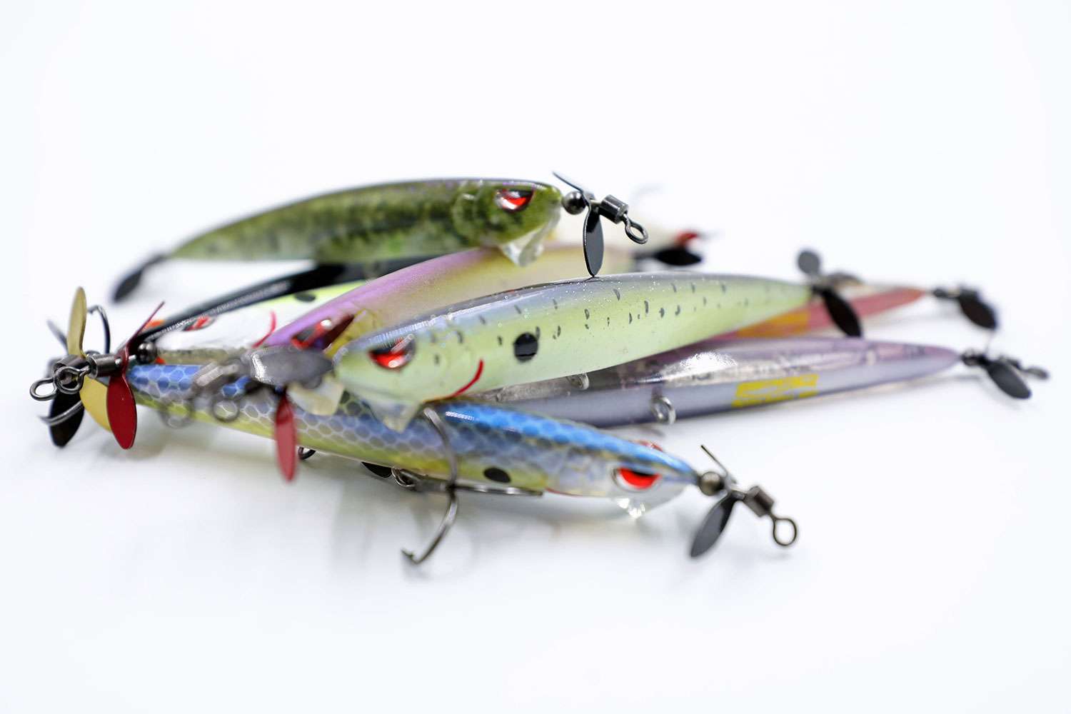 <B> Spro Spin John 80</B><BR>
Designed by Elite Series pro John Crews, the Spin John 80 produces an attractive wobbling action when falling, features swivels that give the bait a better rolling action during the retrieve and the swivels on each end increase hookup ratios. It weighs 5/16 ounces, measures 80 mm and is available in eight colors. 
<BR>
<B>MSRP: $12.99</B>