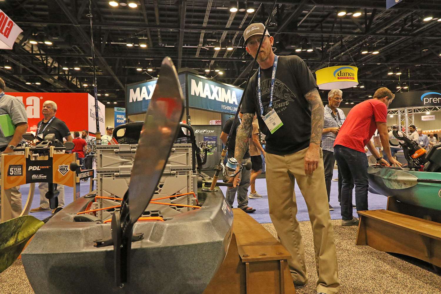 The rudder easily stows and deploys with the flip of a lever, and it turns the Topwater on a dime. Here Old Town pro Tim Moore demonstrates.