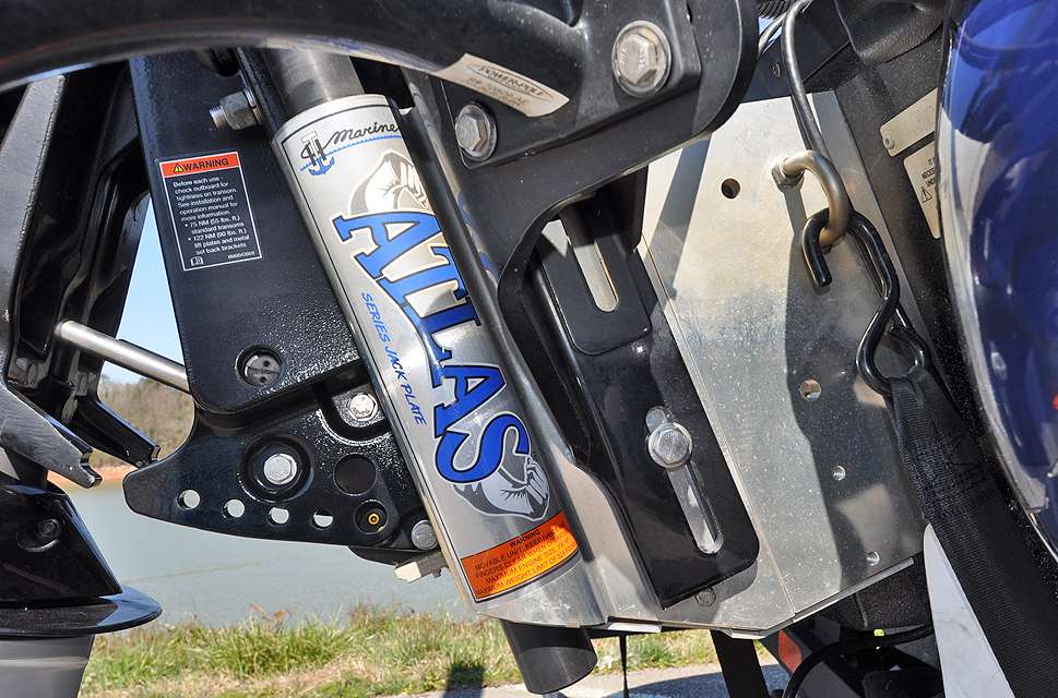 A T-H Marine Atlas hydraulic jack plate allows Paquette to get optimum performance from his outboard and boat.