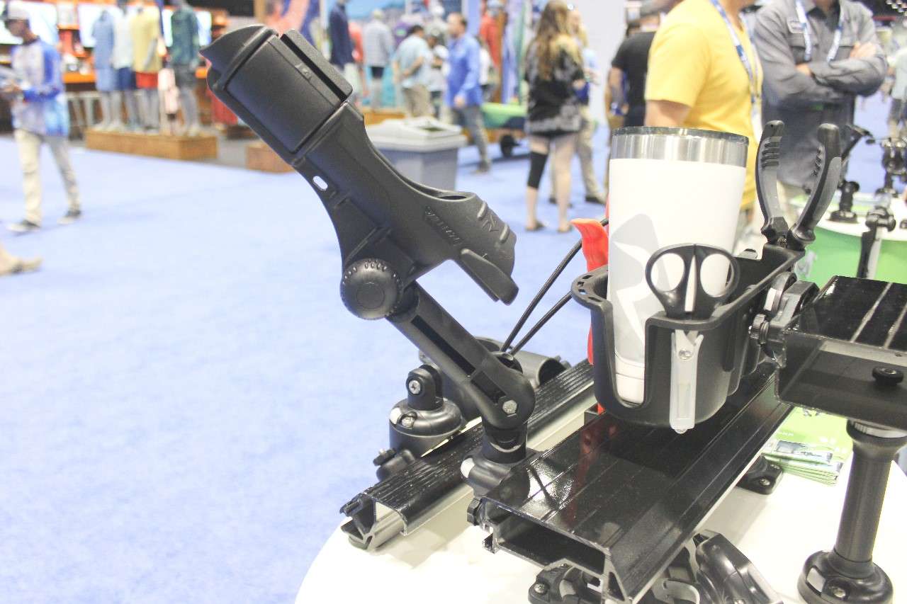 The same Rod Holder II with the extender. 