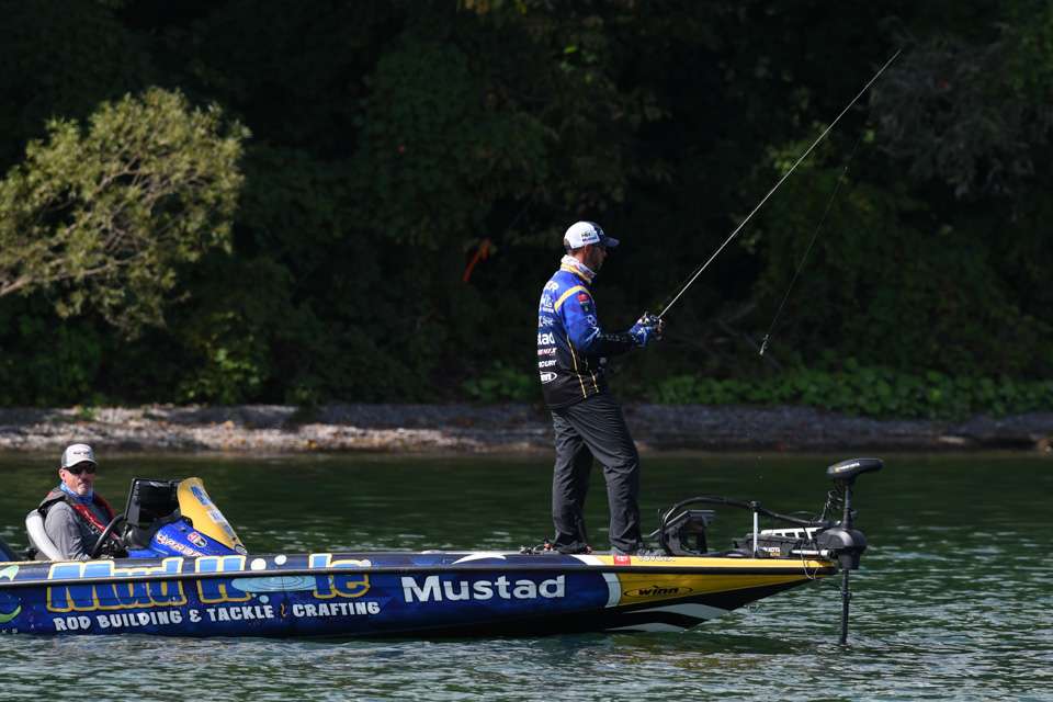 Follow Brandon Lester as he competes Day 2 of the 2019 SiteOne Bassmaster Elite at Cayuga Lake.