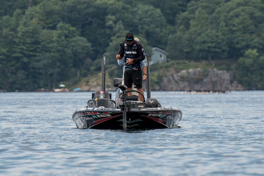 Take a look on the water with Keith Combs and Greg DiPalma on the last day of competition during the Berkley Bassmaster Elite at St. Lawrence River presented by Black Velvet.