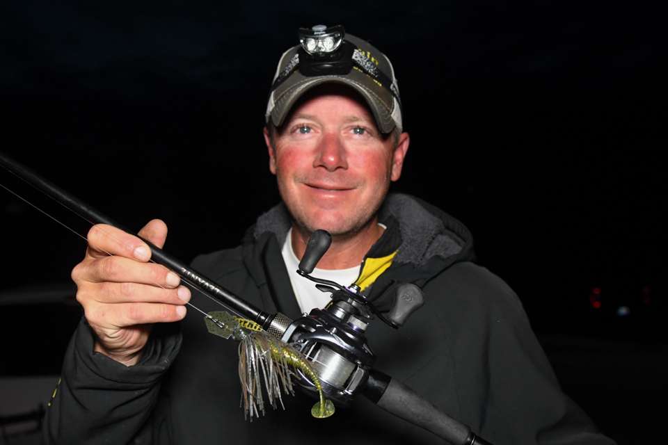 <b>Andy Hribar (43-4; 8th) </b><br>
Andy Hribar used a 1/2-ounce Z-Man Evergreen Chatterbait Jack Hammer, with 3.3 Keitech Swing Impact FAT Swimbait. 
