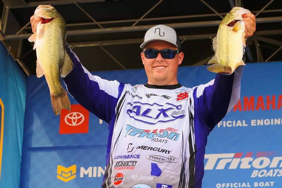 Jake Whitaker, last yearâs Rookie of the Year, had an interesting ride as well, starting 48th in the points before landing only one fish â albeit a nice one at 4-6 â on Day 1 and falling to bubble position at 50th. He rebounded to finish 26th and moved to first man out of the Classic at 43rd, only two points behind Paul Mueller for the last spot.