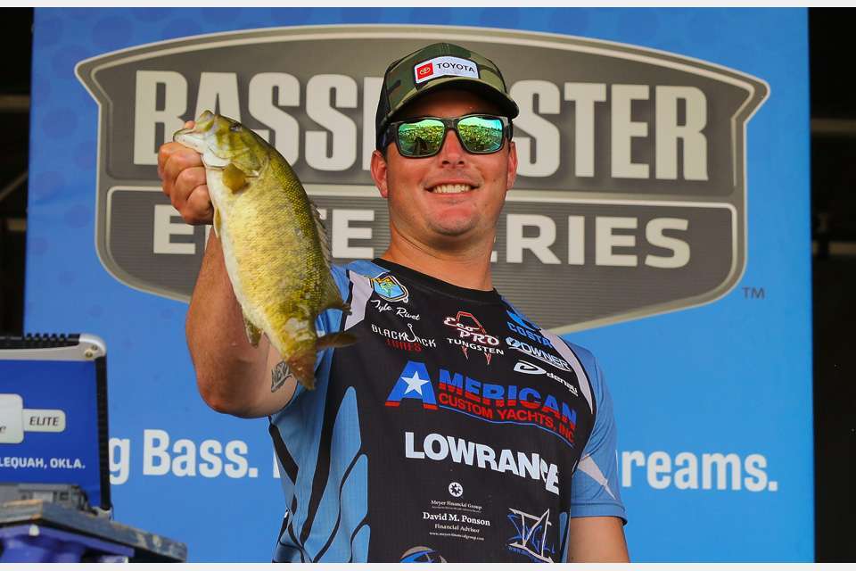 Tyler Rivet made one of the biggest jumps from the AOY bubble spot of 50th in points. His 18th place on Tenkiller puts him 41st with 538 points. As last man in, Mueller is two points back of Rivet but has three anglers within six points gunning for him â Whitaker (543), Kelley Jaye 530 and Skylar Hamilton (530).