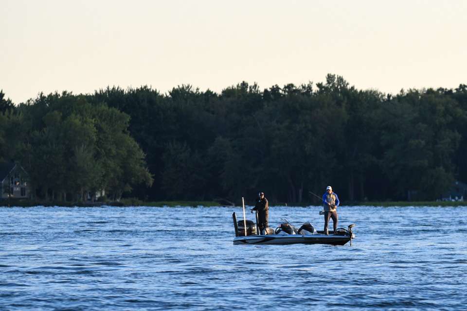 Catch up with the Opens anglers early on Day 1 of the 2019 Basspro.com Bassmaster Eastern Open at Oneida Lake!