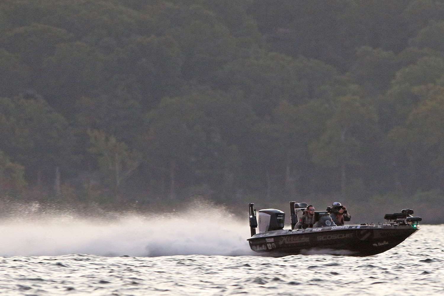 On the day of 35th year, Carl Jocumsen hammered a giant bag of bass during Championship Sunday of the 2019 Cherokee Casino Tahlequah Bassmaster Elite at Lake Tenkiller.