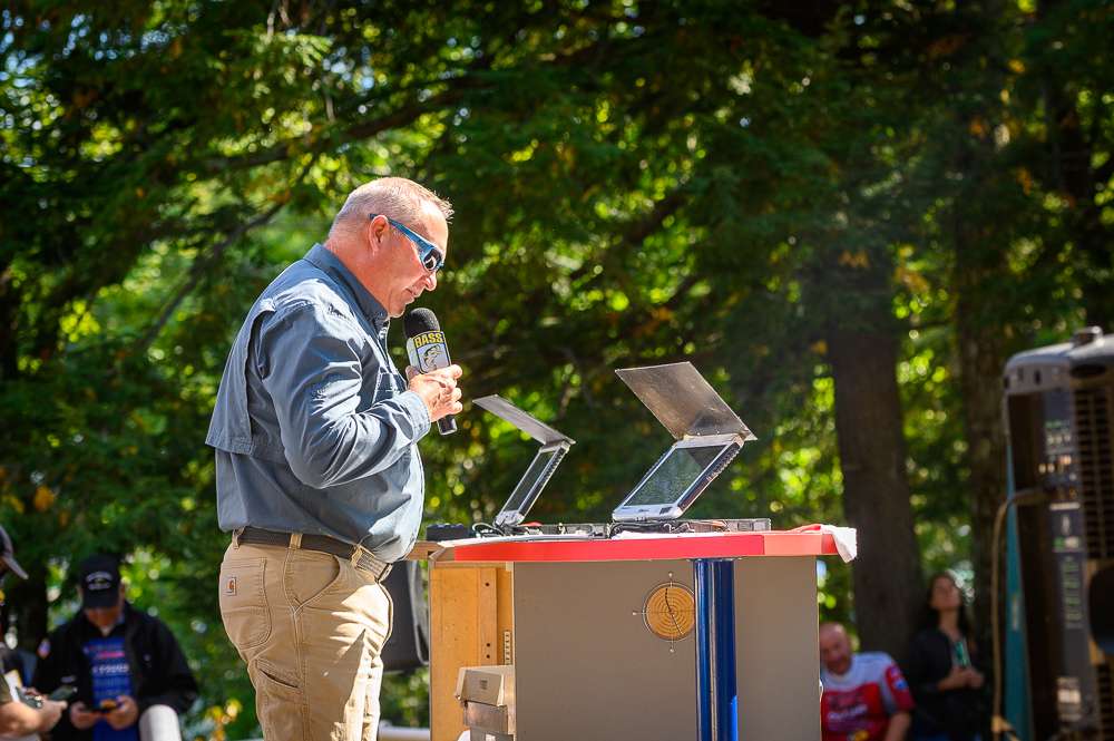 Take a look at the Championship Friday weigh-in at the 2019 TNT Fireworks B.A.S.S. Nation Eastern Regional on Maine's Sebago Lake.