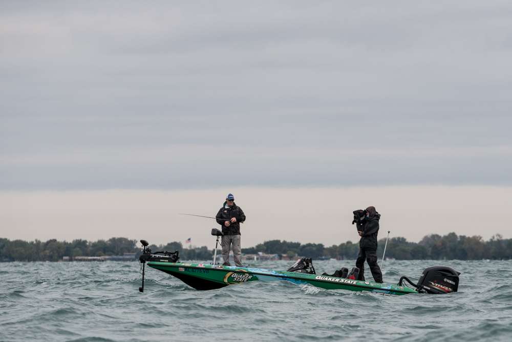 A tough morning on the big water of St. Clair with the leader of Toyota Angler of the Year heading into Day 1. 