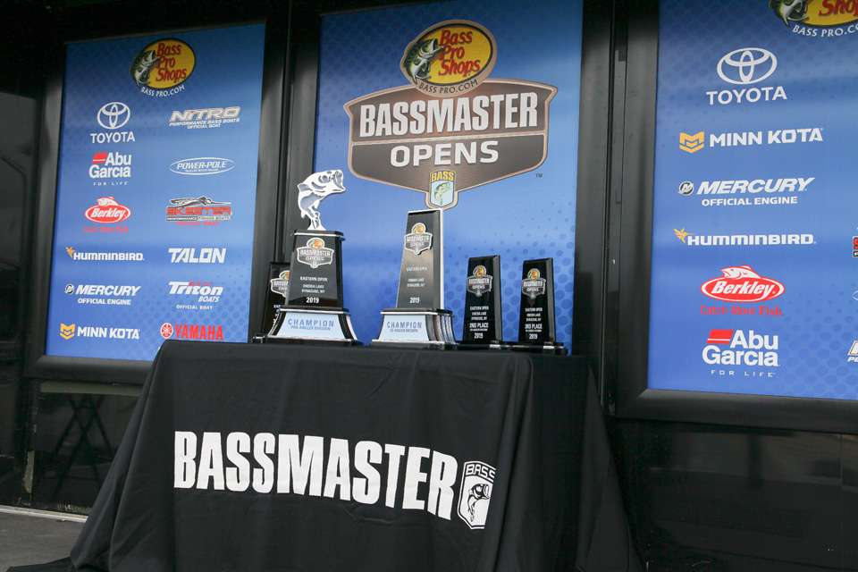 Take a look behind the scenes and at some of your favorite Opens pro and co-anglers at the Day 3 weigh-in of the 2019 Basspro.com Bassmaster Eastern Open at Oneida Lake!