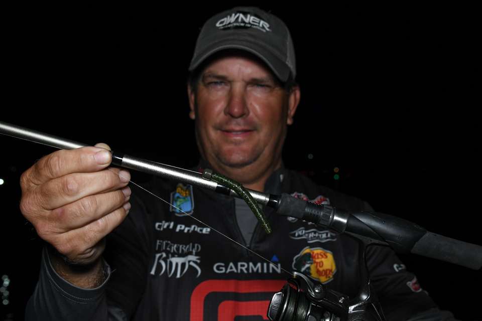 <b>Cliff Prince (66-0; 4th) </b><br> Cliff Prince used a Bass Assassin Worm on Owner Ned Head Rig. 