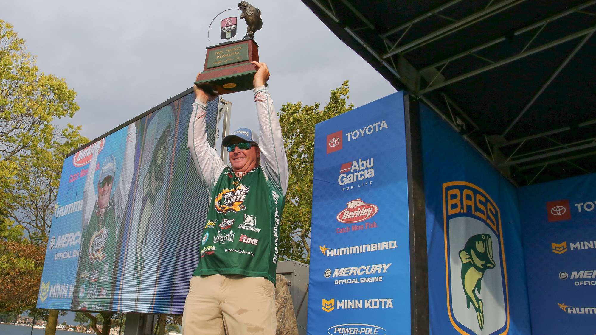 Scott Canterbury claims the 2019 Toyota Bassmaster Angler of the Year title!