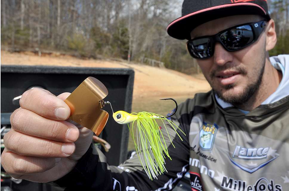 It is a 1/2-ounce Molix SS Super Squeaky Buzzbait. The extra-large blade makes a distinctive sound as it spins around a grained brass rivet.</p>
<p>âThe drop-down bend in the wire makes for better hookups,â Jocumsen said.
