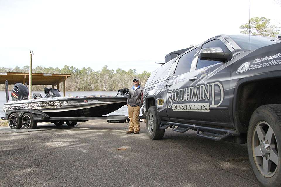 Florida pro Drew Cook is one of the new Bassmaster Elite Series angler that joined the tour for 2019, eventually winning the DICK'S Sporting Goods Rookie of the Year award. Cook earned his spot in the Elites after fishing both the Central and Eastern Opens in 2018. Take a look inside Cook's 2019 Skeeter FX21 boat.