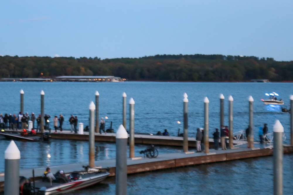The Top 12 anglers wait for the final takeoff of the Championship. 