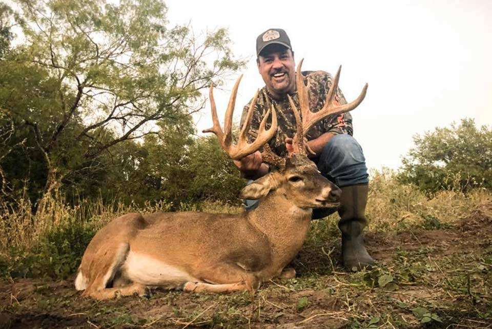 Zona took the biggest buck of the group on his old friendâs place. Steve Bowmanâs story and photo gallery on the deer hunterâs fantasy world that is Hooville Ranch posted recently.