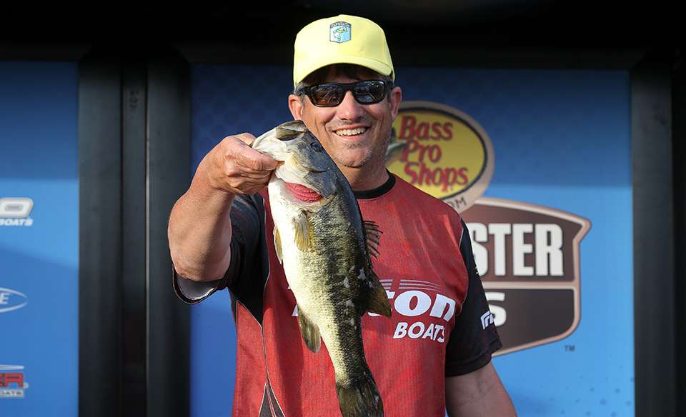 Jeff Queen, 3rd place co-angler (27-0)