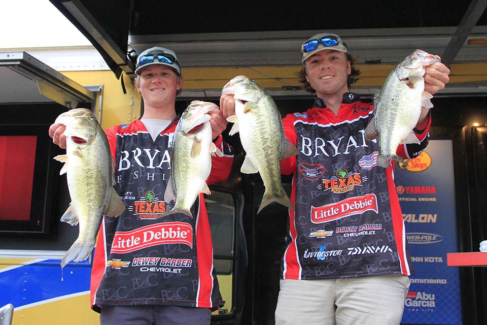 Cole Sands and Conner Dimauro of Bryan College (16th, 15-12)