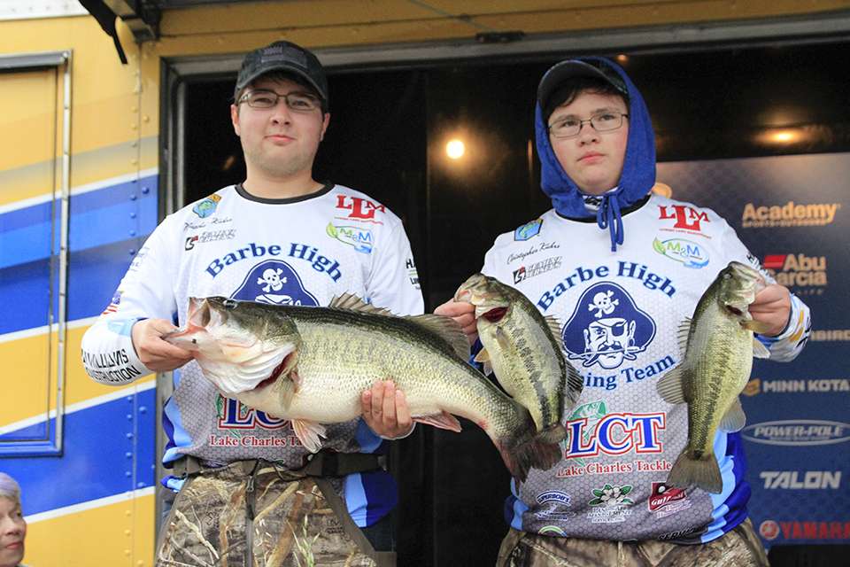 Matthew and Christopher Kahrs of Barbe (2nd, 15-6) and 10-9 Big Bass!