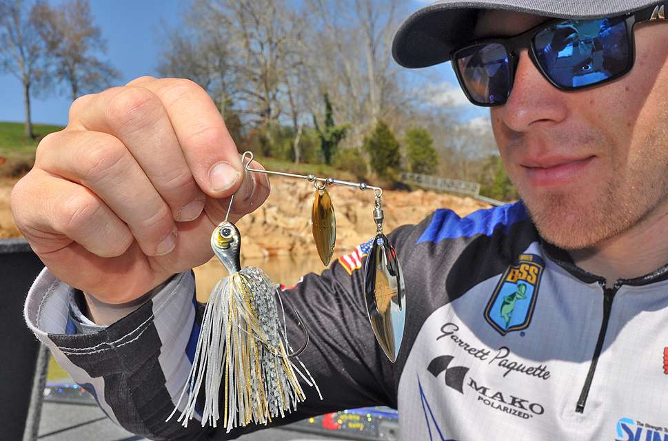 The model that Paquette selects for the beginnerâs tacklebox is a 1/2-ounce Molix Venator double willow spinnerbait in the Bogolu Dace color.</p>
<p>âThat color mimics most baitfish,â Paquette said. âItâs a good choice whether youâre fishing a pond or the Bassmaster Classic.â