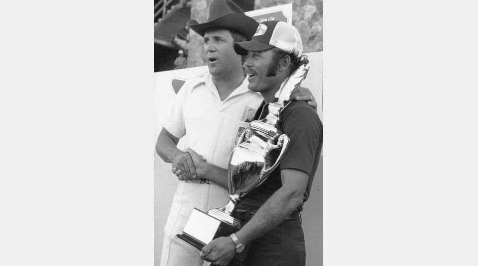 Tommy Martin, a guide on Toledo Bend Reservoir, won the 1974 Classic on Wheeler Lake in northern Alabama. His winning weight was 33-7. 
