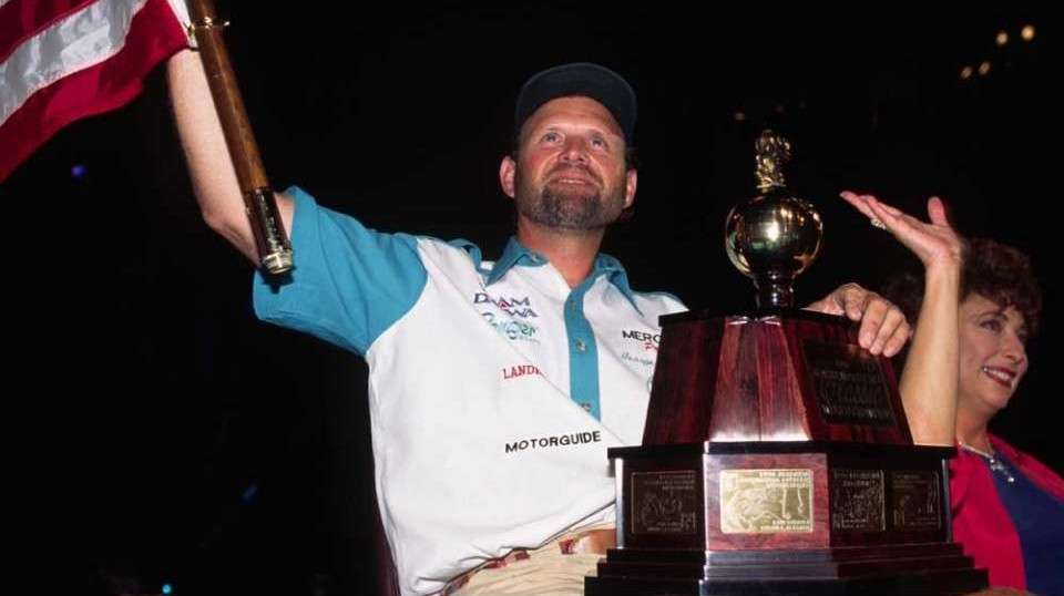 The Classic returned to Lay Lake in 1996, and George Cochran won his second world championship with 31-14. 