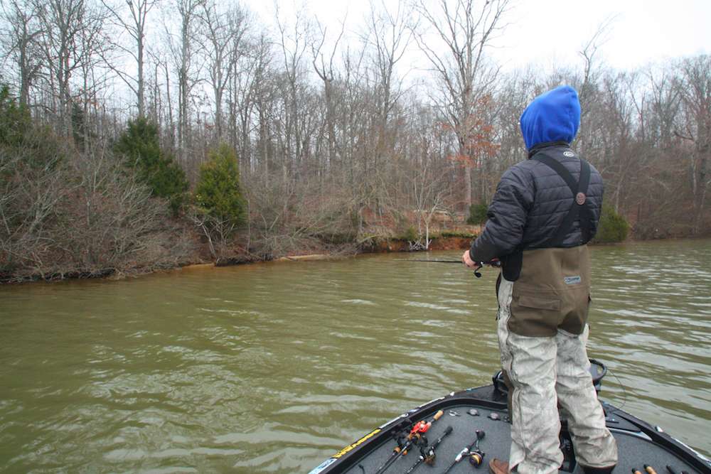 <b>9:31 a.m.</b> Blaylock moves along a clay channel bank, casting the One Knocker and spinnerbait. âIâm pretty sure those groups of fish I was seeing downlake were either tiny bass or crappie. Hopefully, Iâll get on something bigger up here.â A miniature bass hits the One Knocker at boatside. âWhereâs your mama, little guy?â
