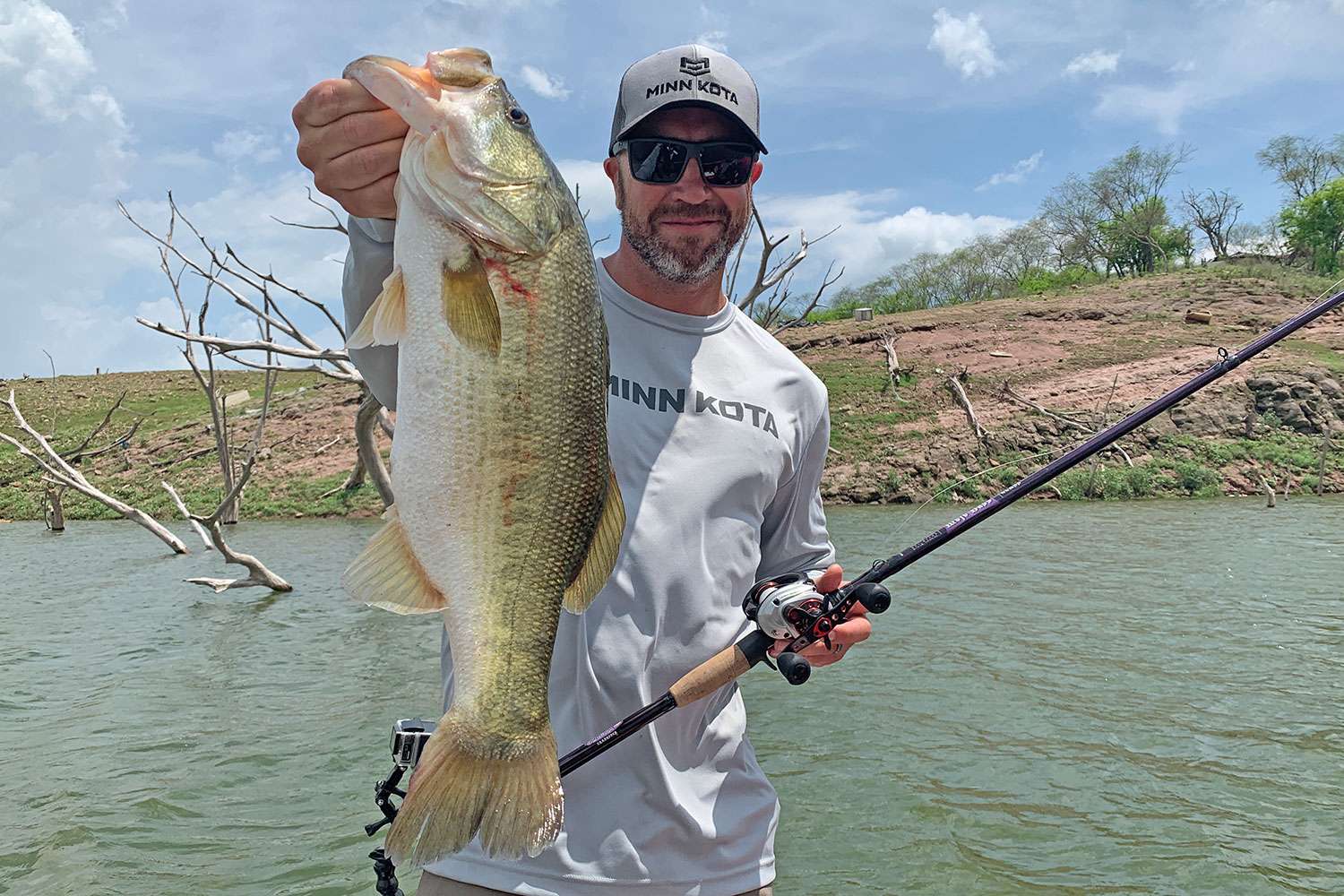 Returning that afternoon with Gunpowder's Ryan Chuckle, the case was made. Big El Salto largemouth bass were certainly nearby.