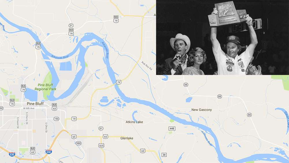 <b>1985</b></p
<p>Venue:	Arkansas River</p>
<p>Host:	Pine Bluff, Arkansas</p>
<p>Winner:	Jack Chancellor, Phenix City, Alabama</p>
<p>Weight:	45-0</p>
<p>Big Bass:	5-10 (Randy Dearman) </p>
<p>Creel Limit:	7</p>
<p>Average Daily Catch:	5.97 pounds</p>
<p>Note:	A winch hook went through the windshield of Chancellorâs tow vehicle, putting glass in his eye. Rather than go to a hospital, a nurse at the launch site used a toothpick and tissue to remove the glass. </p>

