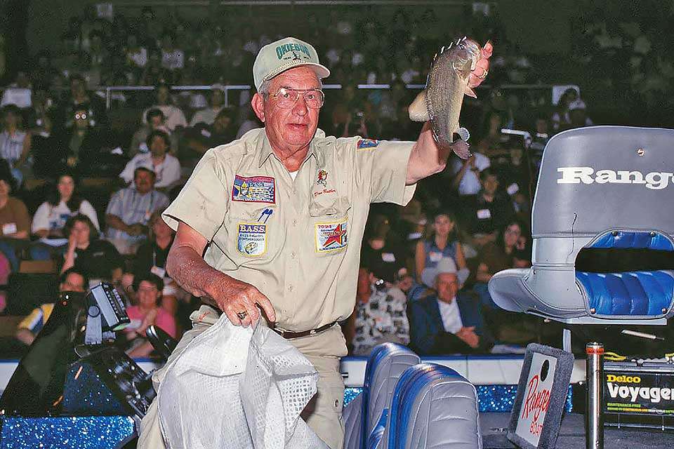 Don Butler might be wearing a similar Okiebug hat, but his fishing shirt underwent a lot of change from the jumpsuit in 1972 to this Superstars event in the 1990s.