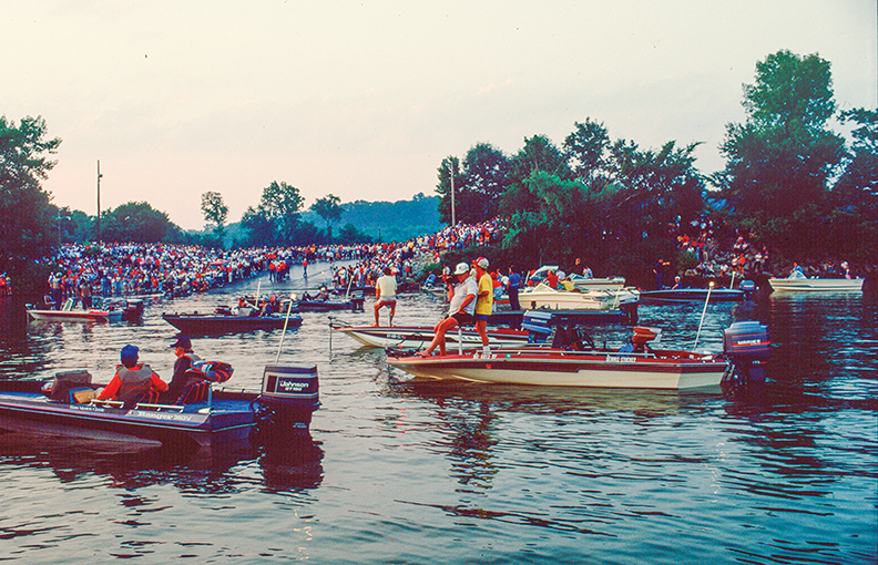 <b>1987</b><br>
What? Stage a second Classic on the Ohio River? Afraid so, only this time the event is held out of Louisville, Ky. Many competitors run 100 miles one way searching for bass, but George Cochran sticks close to âDerby townâ and manages to catch a three-day total of 15 pounds, 5 ounces â normally nothing to brag about, but on the Ohio, itâs a Classic-winning sack. 
