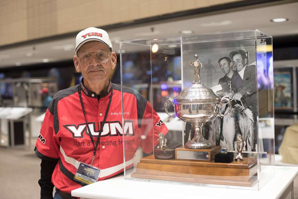 Bobby Murray poses with his trophy. 