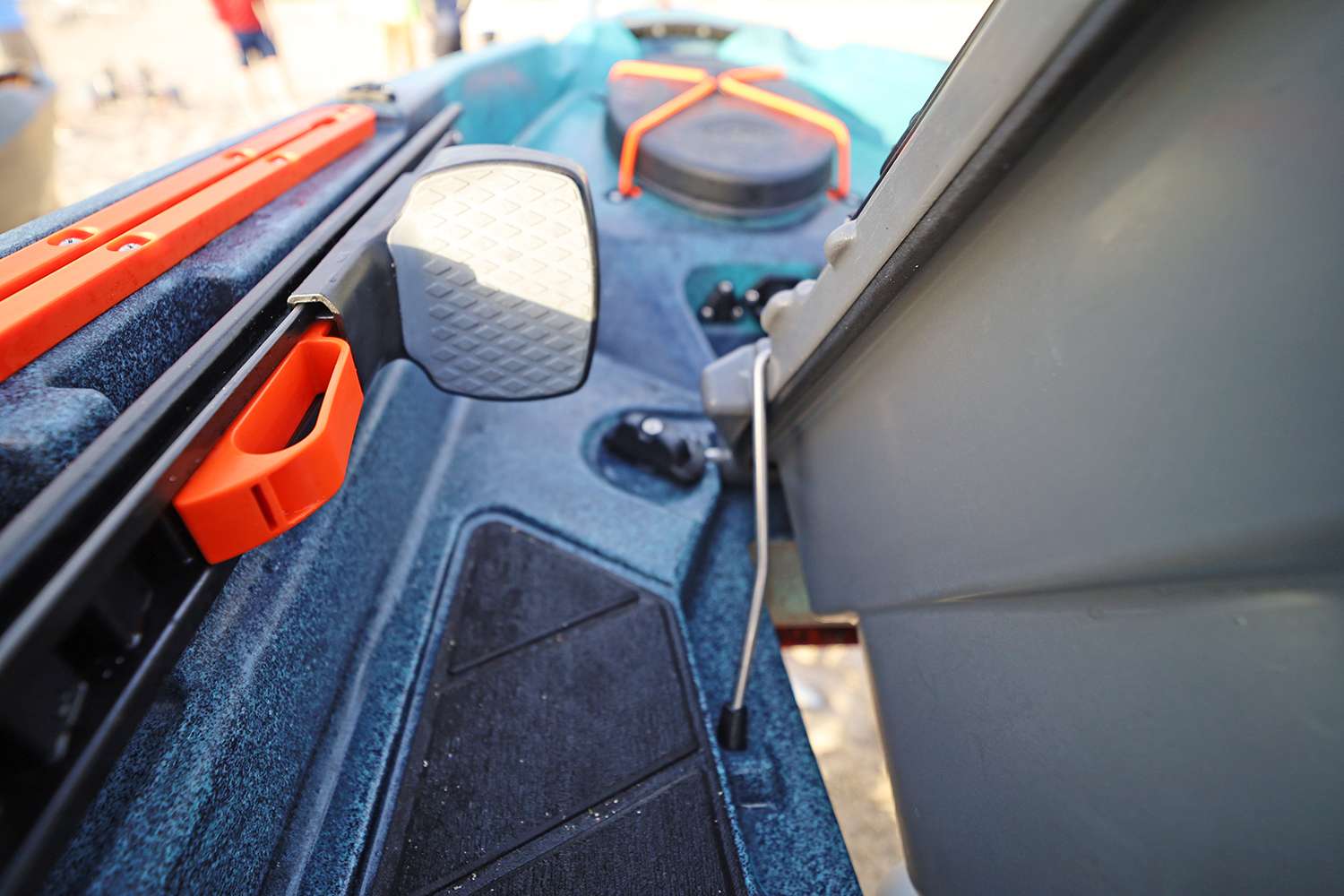 When in the stowed position, the trolling motor rests on small legs. This boat is also steered in the same fashion as the 120 and 136 via the pedals. Hands free.