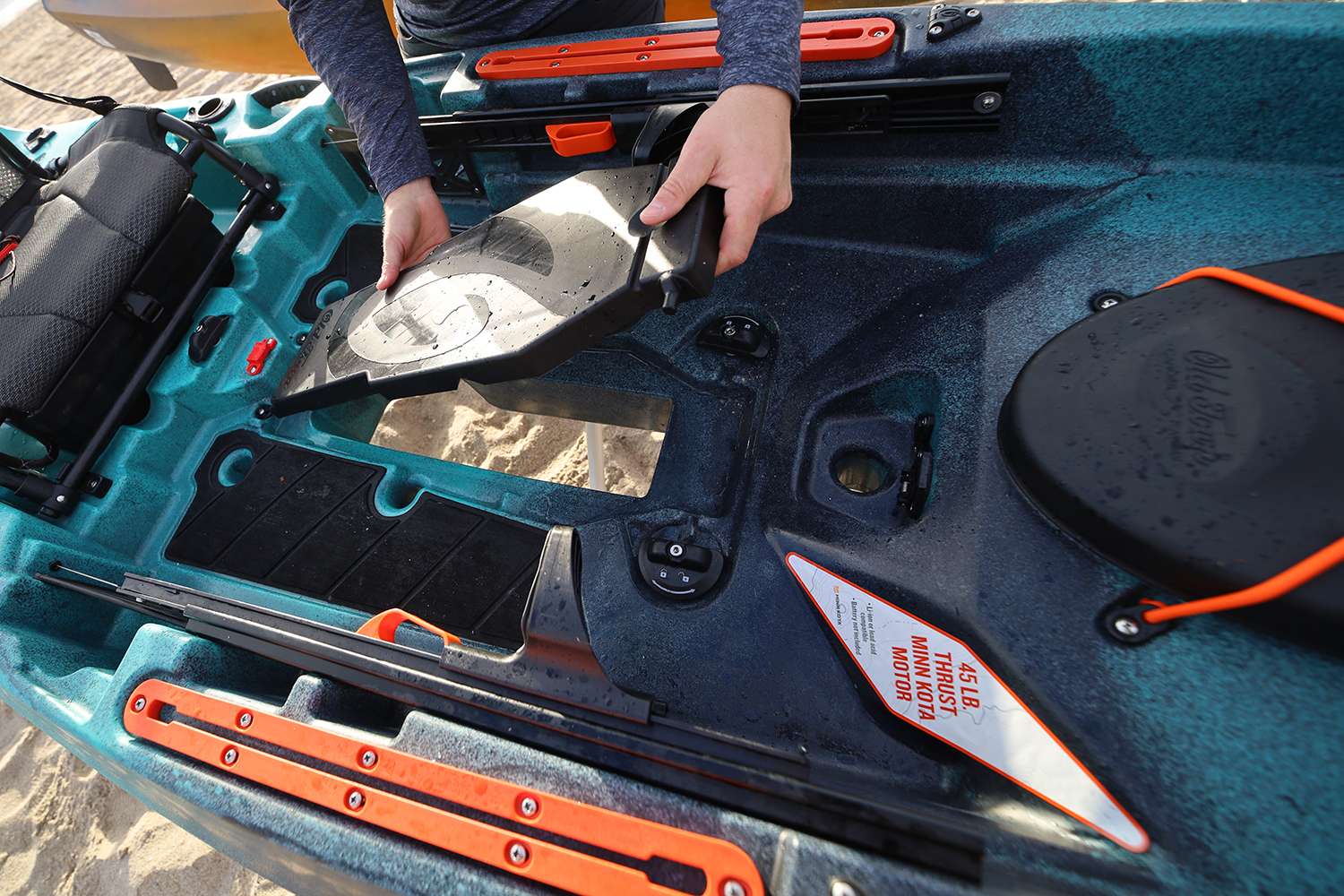 Just like the 120 and 136, there is an accessory plate that will cover the port where the trolling motor sits.