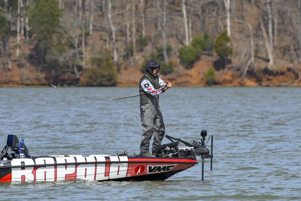 Minnesota's Seth Feider found more than 20 pounds of bass on Lake Guntersville during Championship Sunday.