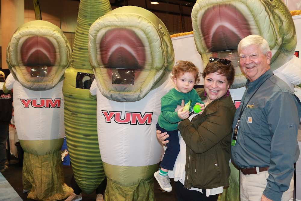 Dave Precht, recently retired B.A.S.S. Vice President of Communications, visited the YUM bass and Dinger with his daughter Katherine Stiene and grandson Boyer.
