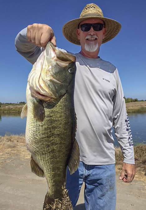 10-2<br> Ron Groeneveld <br> Kings River, California<br> 1/2-ounce Rat-L-Trap (blue shiner) 
