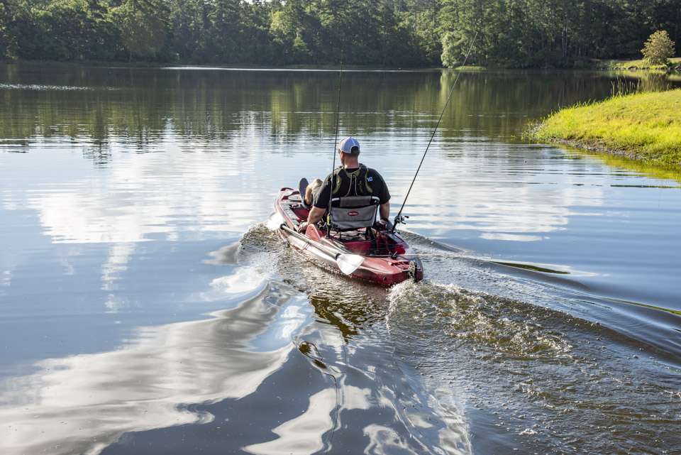 Old Townâs PDL Drive system is powerful, pushing the boat at high speeds that leave a wake behind the kayak.