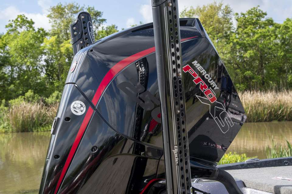 He said the Mercury Pro XS 250 is the perfect powerhouse for his Phoenix 721 XP. âItâs just a beast,â he said. âYou need something dependable on the Elite Series.â