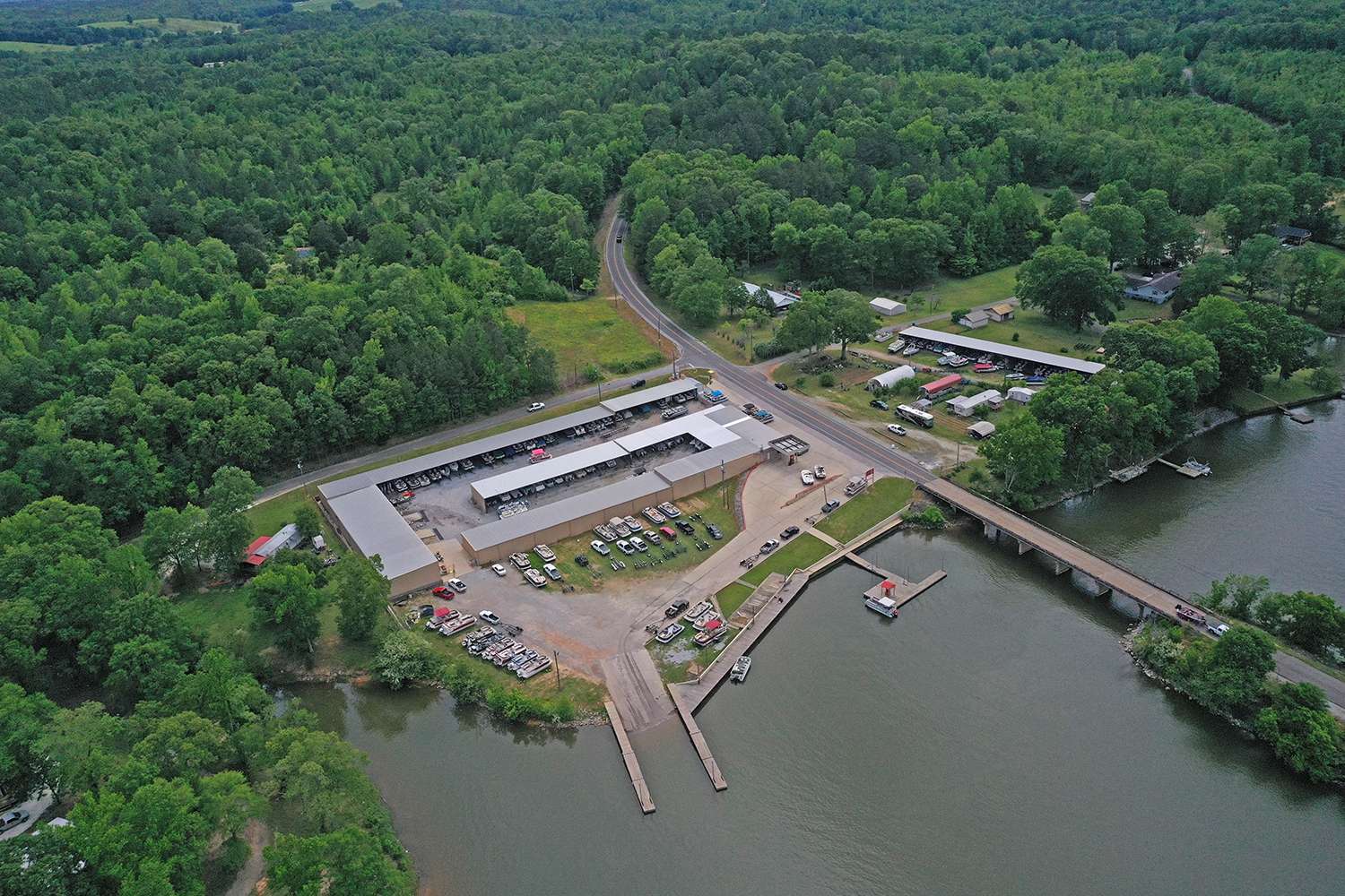Moving to Logan Martin, the next lake down on the Coosa River, here is a shot of Poor House Marina, which is a relatively popular pay launch site on the upper end of Logan Martin.