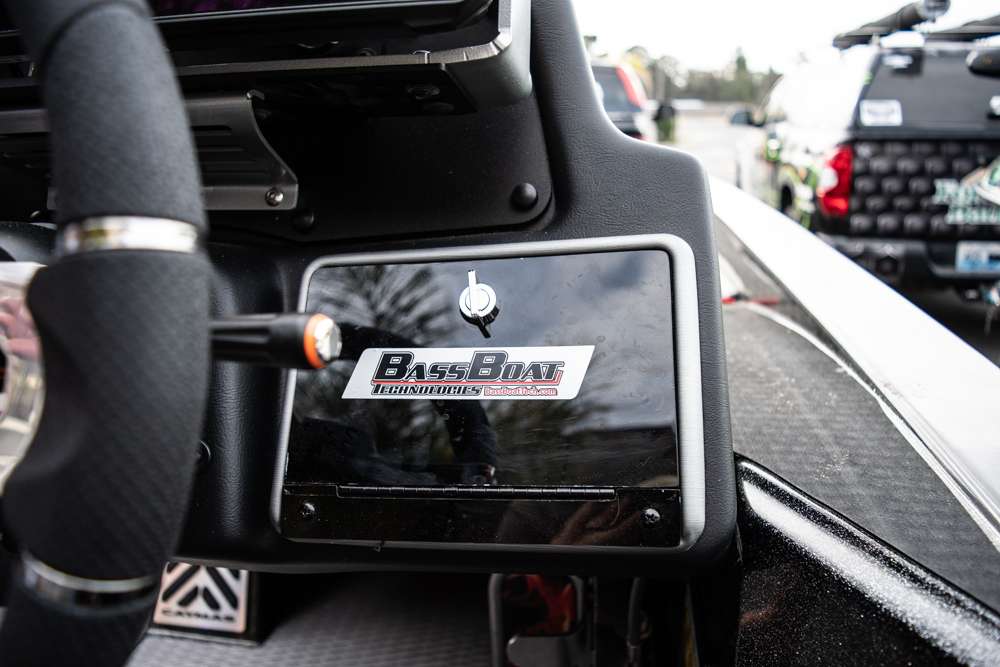 A small Bass Boat Technologies fully waterproof box is located on the dash. This is convenient storage for personal belongings and any other small items Hamilton would like to keep dry and out of the way. It is also equipped with a USB plug on the inside for charging a cellphone regardless if the weather is rain or shine.  