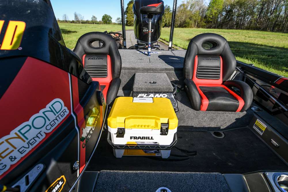 This Falcon provides plenty of space for legroom and an extra cooler. The new seats that come in the 2020 Tournament Edition are comfortable, cool and the sides of the seats provide a place to hold on and stay secure while running on the water. 