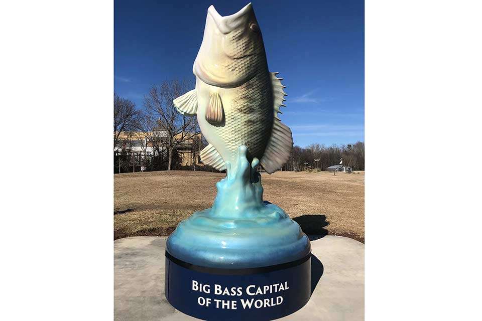 Just across the street from the Leroy Brown monument is Manny, a 12-foot leaping largemouth statue named in honor of Tom Mann and unveiled in 2018.