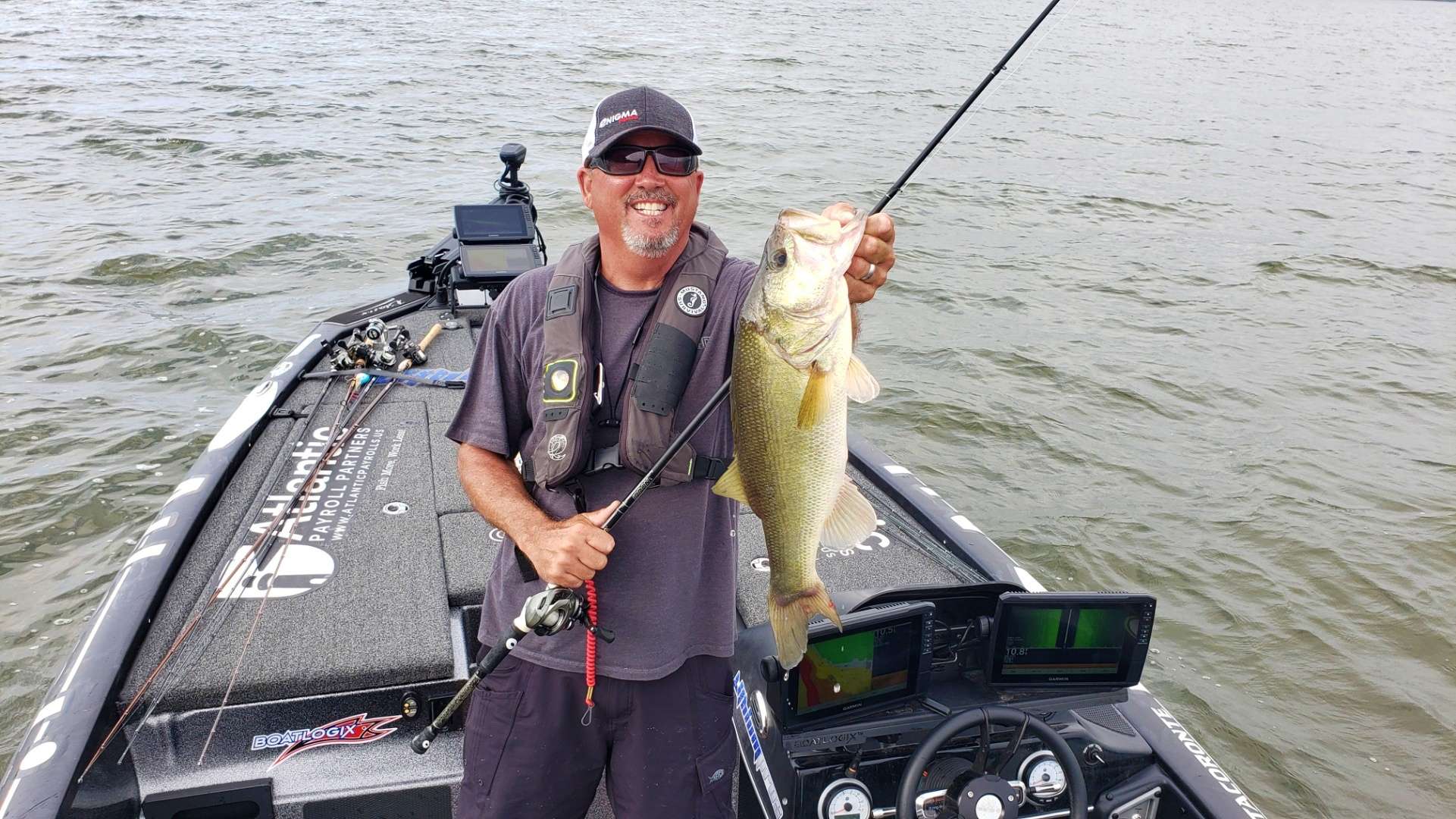 Jesse Tacoronte upgrades with a 5-pounder.