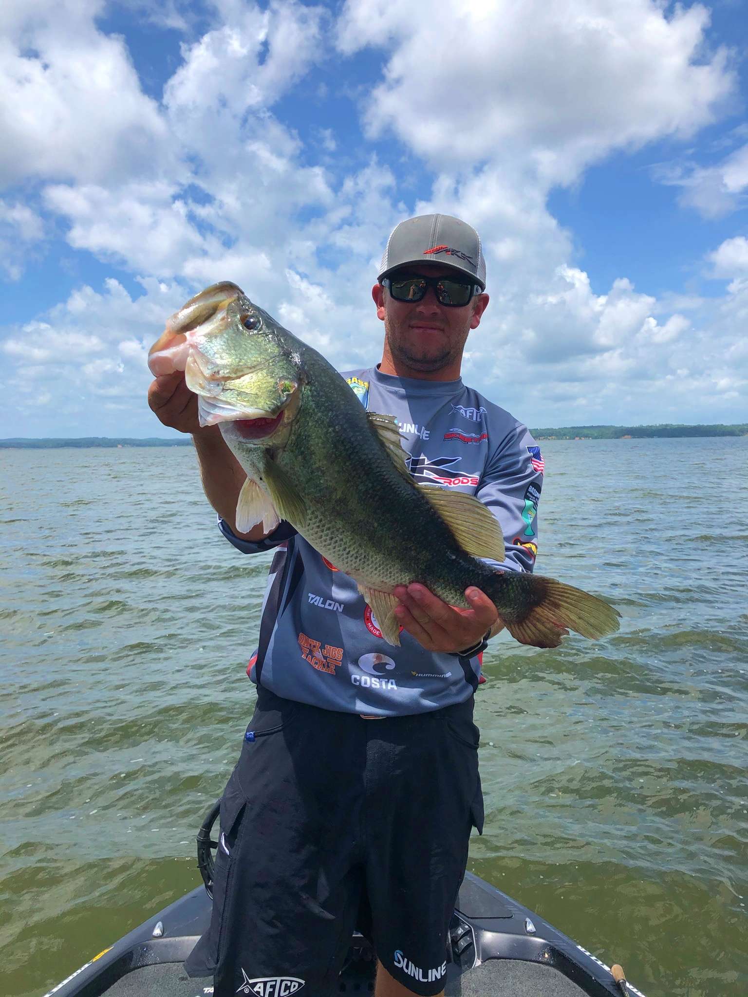 Wes Logan with a 5.8 pound big bass.
