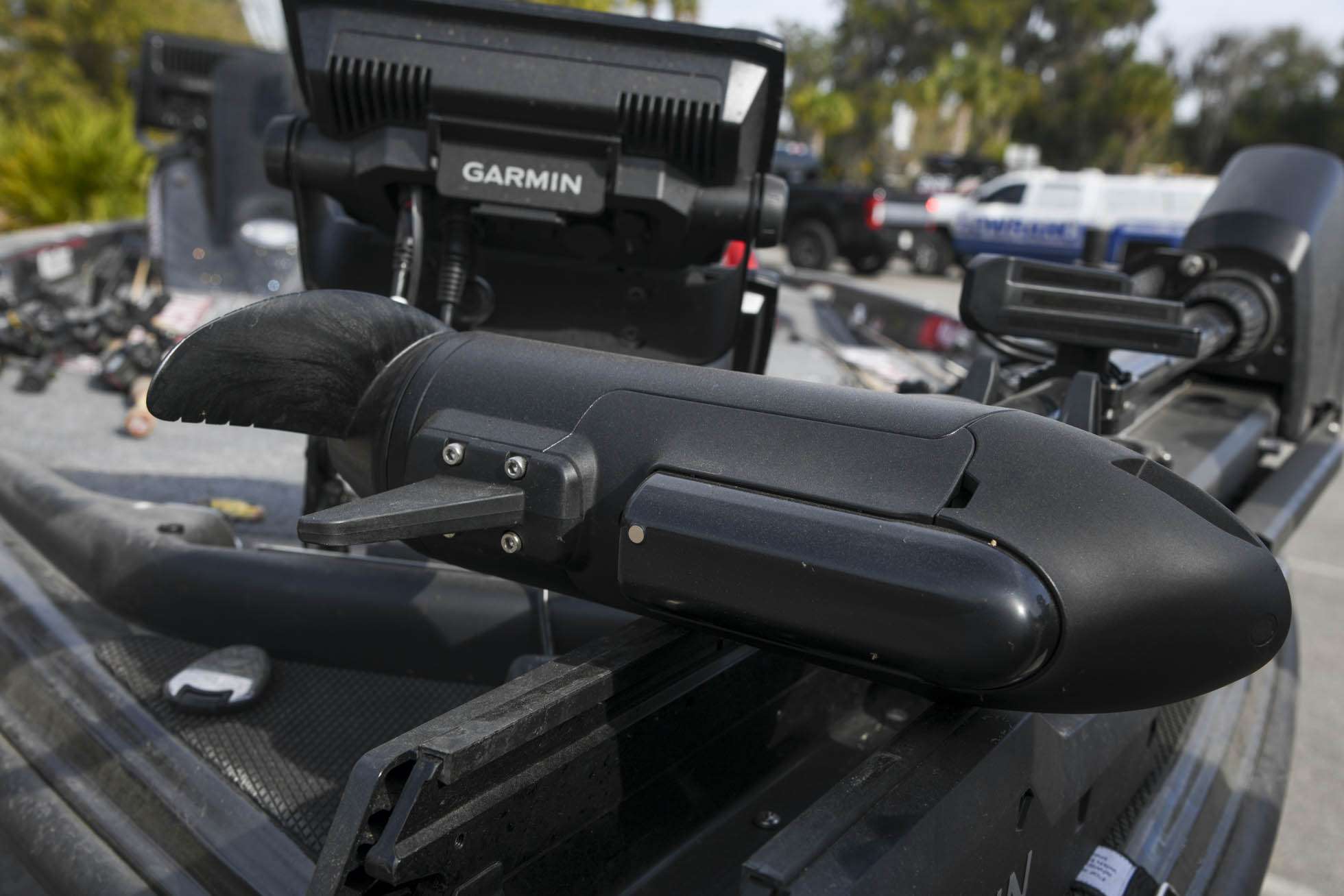 The Garmin Force has integrated transducers and LiveScope that pair perfectly with his Garmin electronics. âWith it being a Garmin, I can now link my unit straight to my trolling motor,â Mullins said. âItâs an all-integrated system that works well together.â