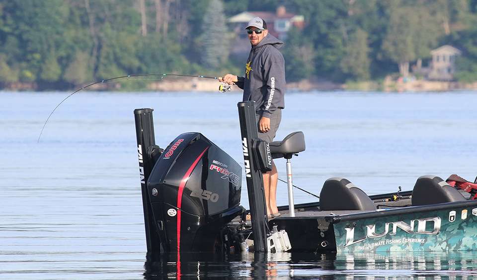 Take a look at some of your favorite Elite Series pros tackle Semifinal Saturday at the 2020 SiteOne Bassmaster Elite at the St. Lawrence River.