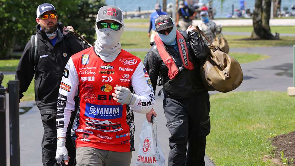 Take a look at the Championship Sunday weigh-in at the 2020 SiteOne Bassmaster Elite at St. Lawrence River.