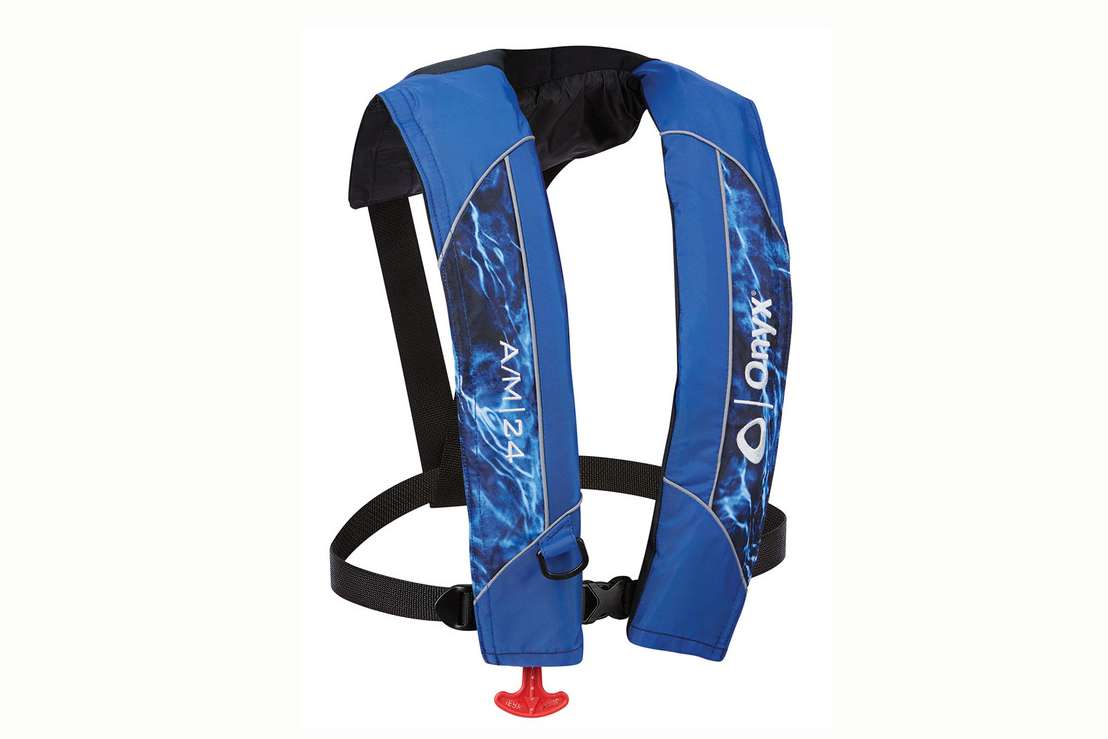 <p><b>Onyx A/M-24 - Automatic/Manual Inflatable Life Jacket - Mossy Oak Elements</b></p>
<p>The Onyx A/M-24 Inflatable Life Jacket automatically inflates upon immersion in water or when the wearer pulls the âJerk to Inflateâ handle.  Itâs equipped with back-up oral inflation and is convertible from auto/manual inflation to manual only inflation.  The non-intrusive design offers safety and peace of mind without knowing you have it on, until you may need it.  It is available in Mossy Oak Elements Agua, the Official Camo of Tournament Bass Fishing.</p>
<p><a href=