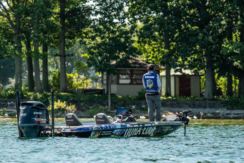 Follow the afternoon action Day 2 of the 2020 SiteOne Bassmaster Elite at St. Lawrence River